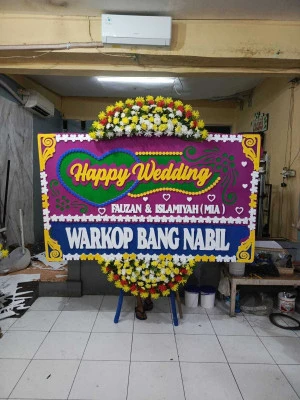 Papan Bunga di Kepoh Sambi